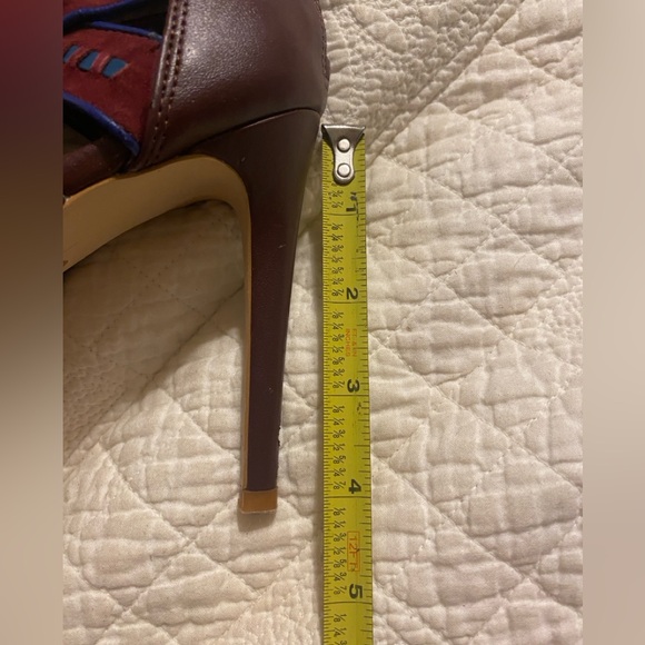 Gianni Bini lace up suede heels size 7 - Picture 8 of 8